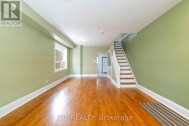 Building Photo - 137 Bastedo Ave