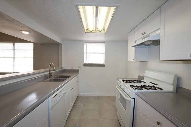 Cocina - 542 Connorvale Ln