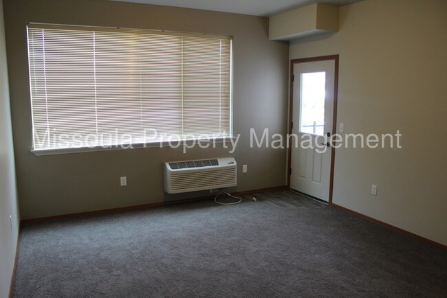 Foto del edificio - 210 N California St