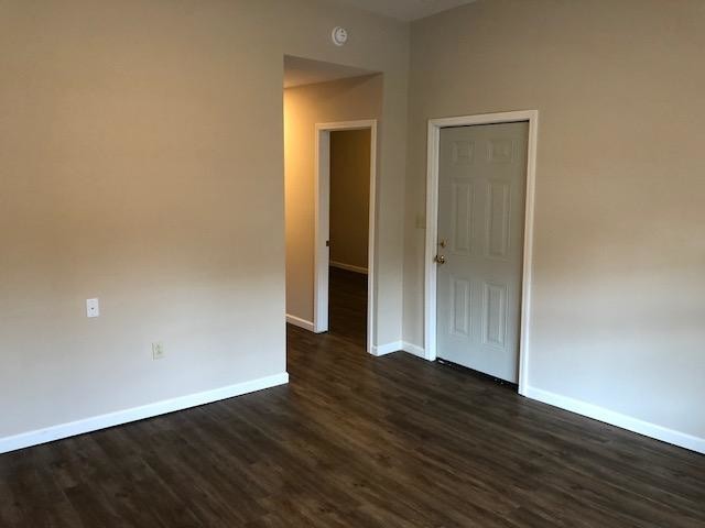 Foto del edificio - 1320 Monroe Ave