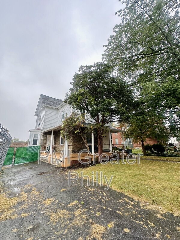 Foto del edificio - 6425 Argyle St