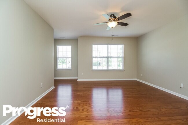 Building Photo - 2133 Ponty Pool Dr