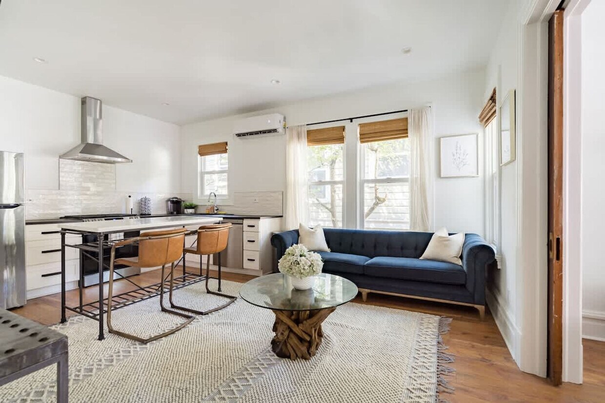 Foto principal - 1605 NW 23rd Ave
