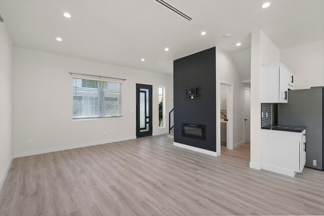 Foto del edificio - 11649 Paso Robles Ave