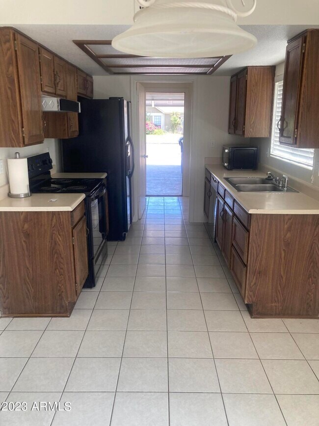 Foto del edificio - 516 W Mohawk Ln