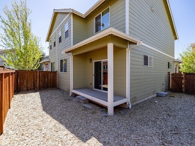 Building Photo - Gilkey 425,LLC#17