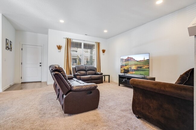 Foto del edificio - Beautiful New Build 3 Bed 2.5 Bath Cornelius Rental Home.