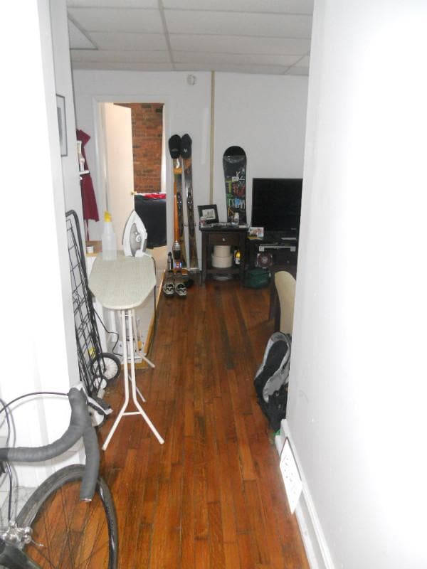Primary Photo - 50 Park Vale Ave