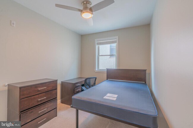 Foto del edificio - 1409 N 15th St