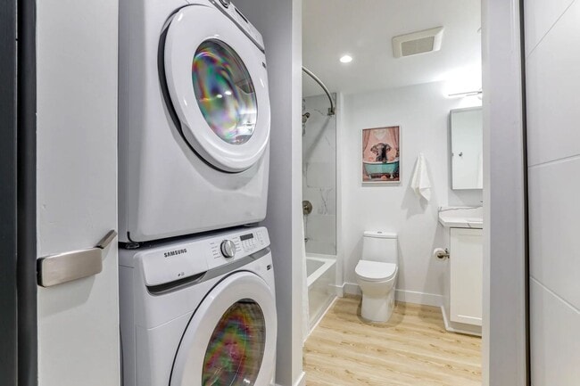 Interior Photo - Chapman Place