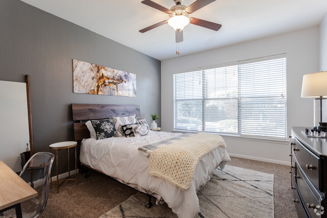 Metropolitan at Cityplace Apartments Dallas, TX