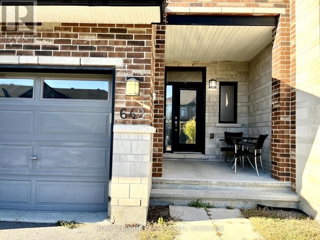 Building Photo - 642 Tennant Way
