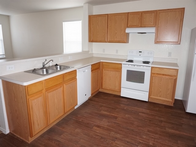 Foto del edificio - 1520 Wind Star Way