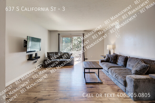 Building Photo - 637 S California St