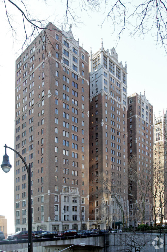 Foto principal - 25 Tudor City Place