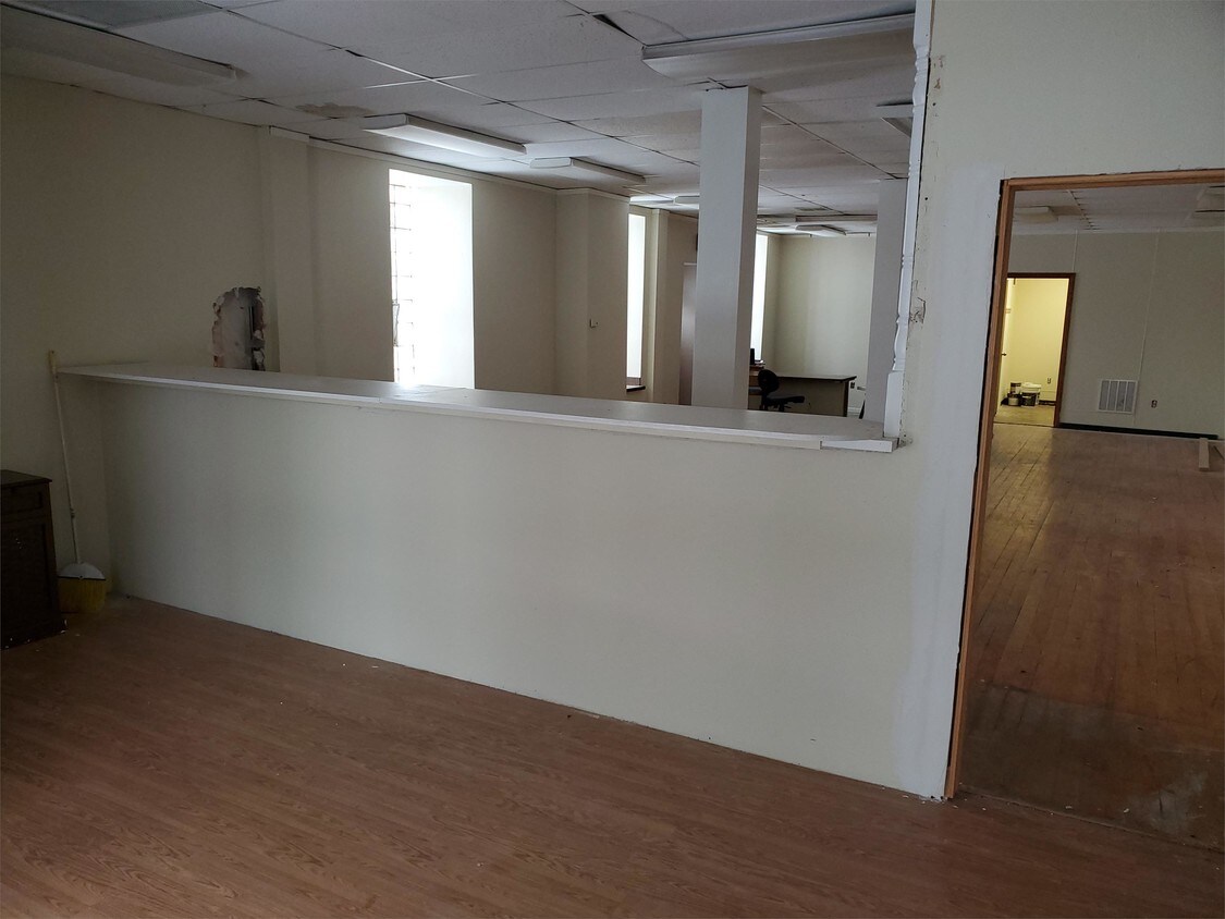 Building Photo - 13 Fond Du Lac St