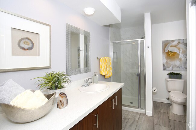 Estudio - 450 ft² - Latitude 33