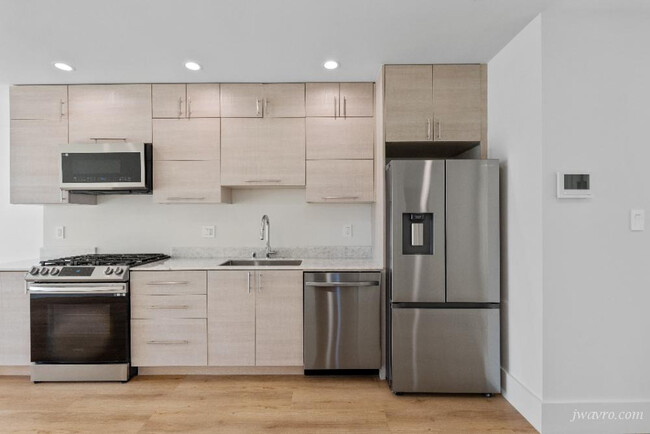 Foto del edificio - 4445 18th St