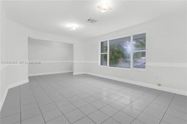 Foto del edificio - 9441 SW 27th Dr