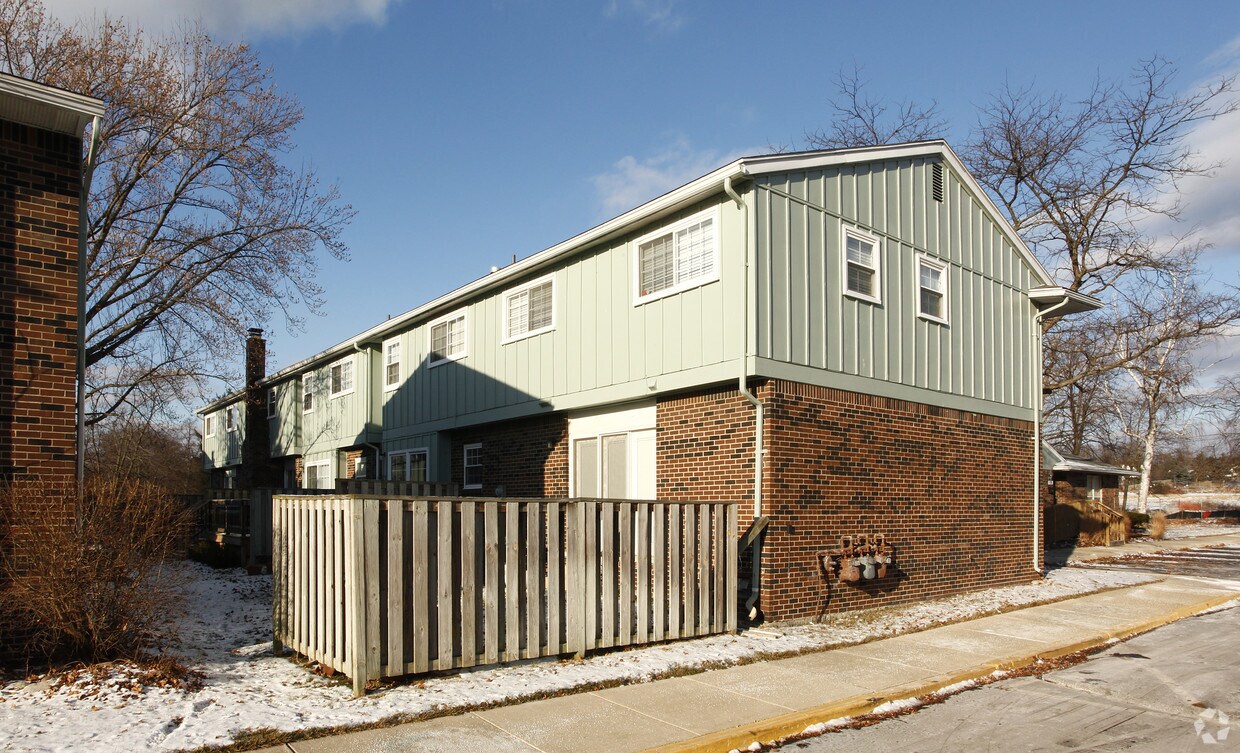 Condominiums Apartments in Ann Arbor, MI
