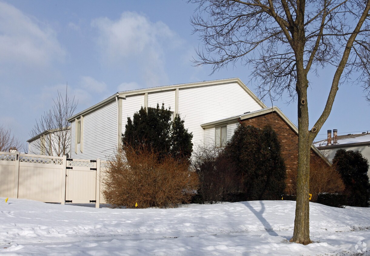 Foto del edificio - 2524 Plum Leaf Ln