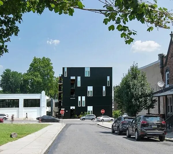 Building Photo - 4537 Wayne Ave