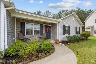 Building Photo - 1006 Hollyfield Ct