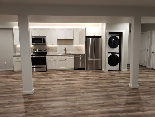 Photo - 124 Wake St House