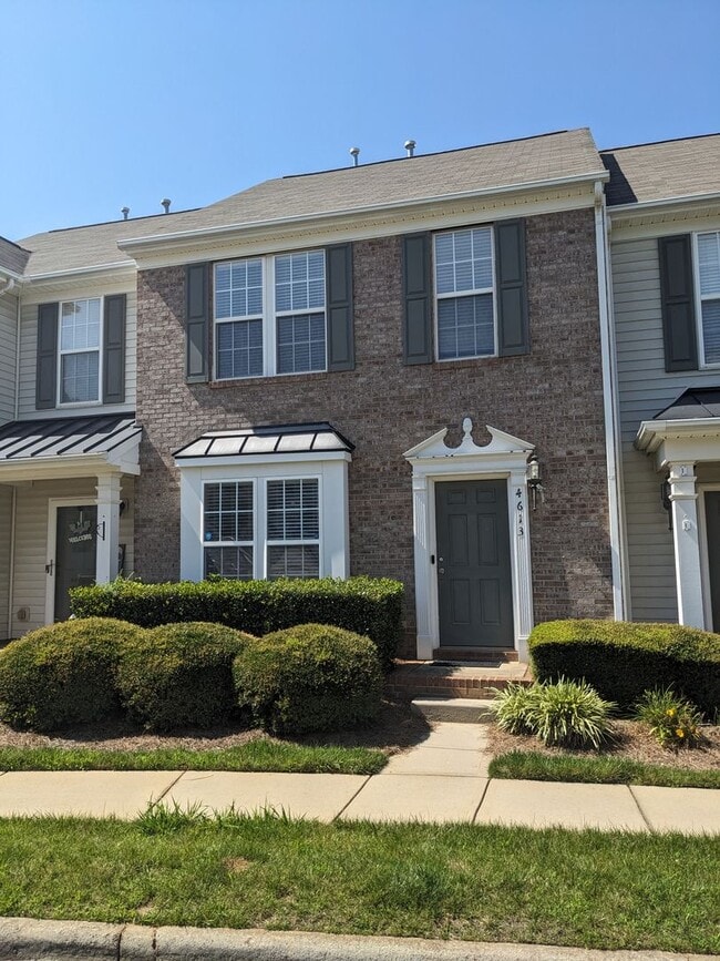 Building Photo - 4613 Forestridge Commons Dr