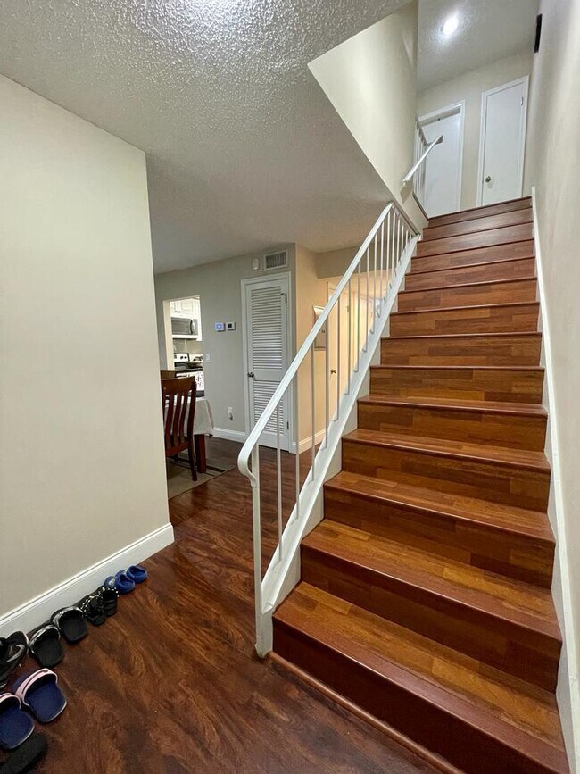 10717 La Placida Dr Unit 11, Coral Springs, FL 33065 Condo for Rent