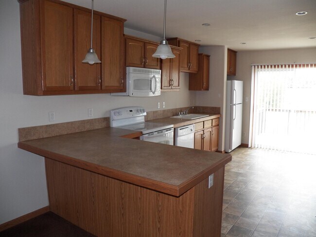Building Photo - 3664 Saddle Horn Trail