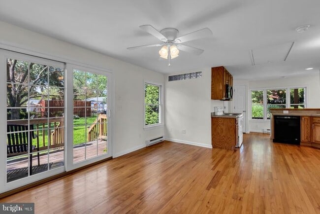 Foto del edificio - 107 Winchester Ave