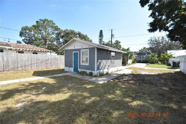 Foto del edificio - 4520 Burlington Ave N