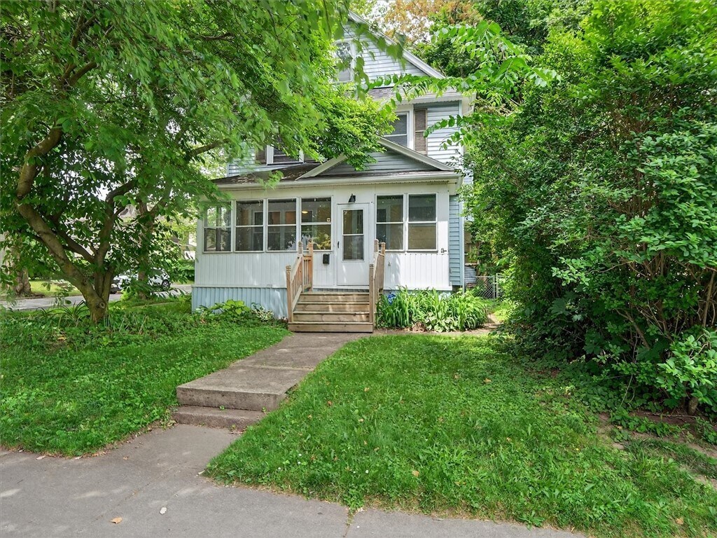 Foto principal - 919 S Goodman St