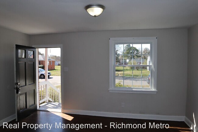 Building Photo - 3 br, 1 bath House - 4609 Eastover Ave