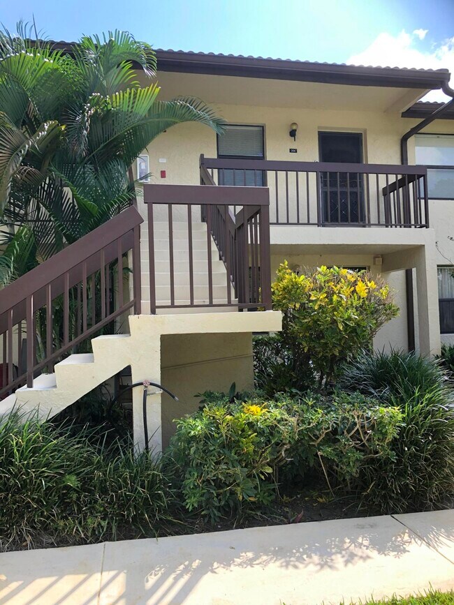 Building Photo - 4626 Lucerne Lakes Blvd E