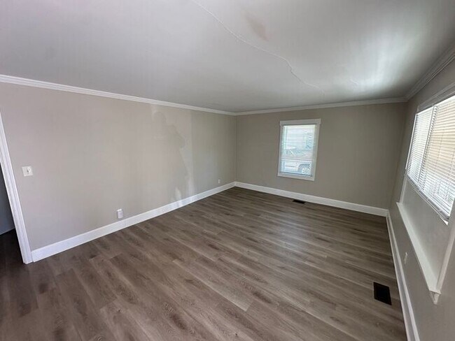 Foto del edificio - 2413 Dallas Ave