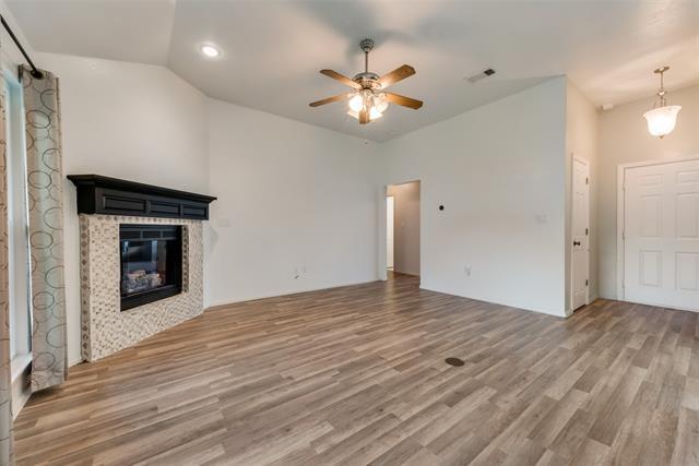 Foto del edificio - 106 S 3rd Ave