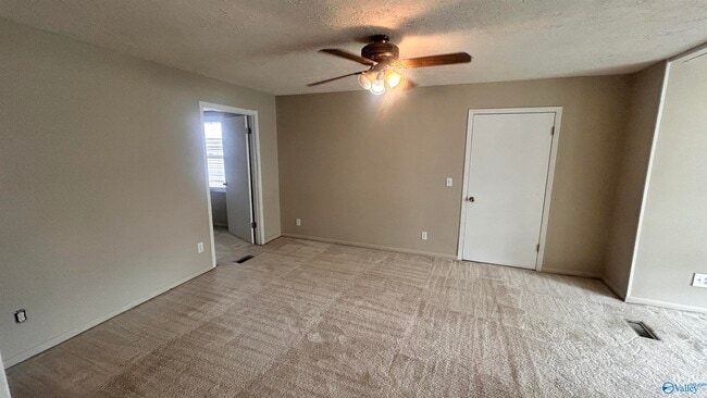 Foto del edificio - 1109 Humes Ave NE