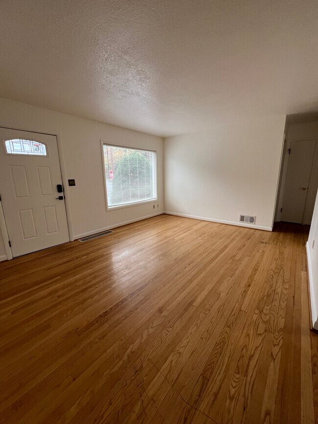 Sala de estar - 5005 SE Woodward St