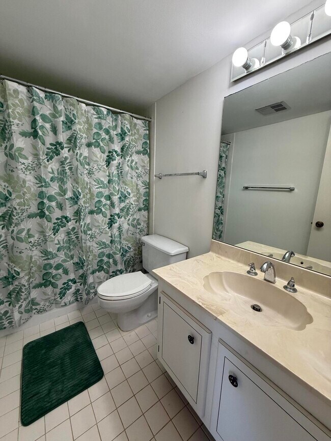 Building Photo - 200 Ocean Trail Way