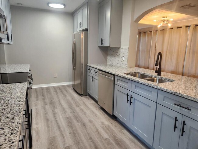 Foto del edificio - 1040 Ruby St