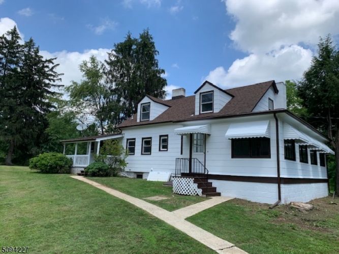 Primary Photo - 135 Cowperthwaite Rd