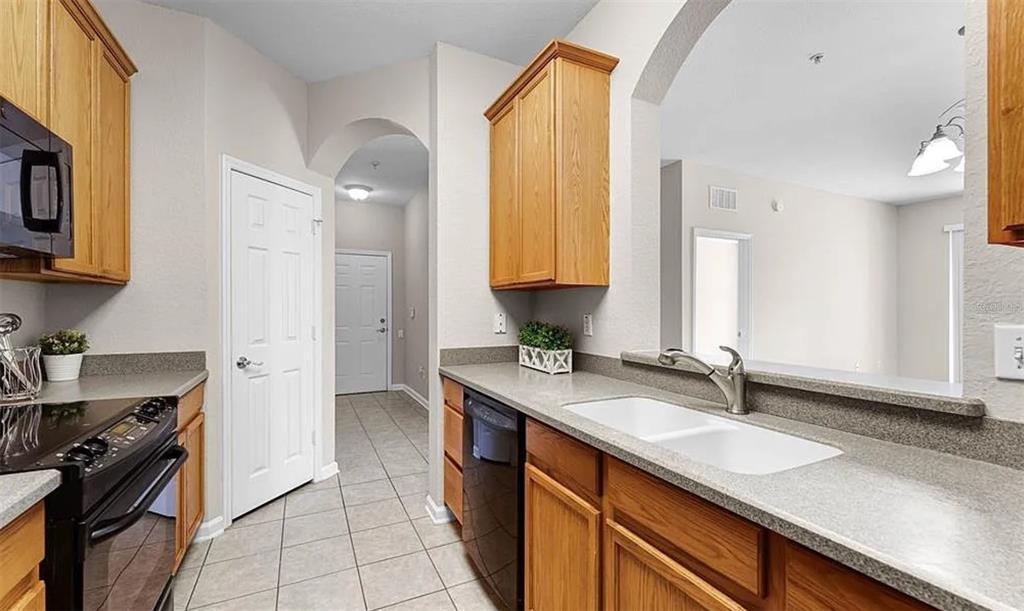 Building Photo - 3326 Robert Trent Jones Dr