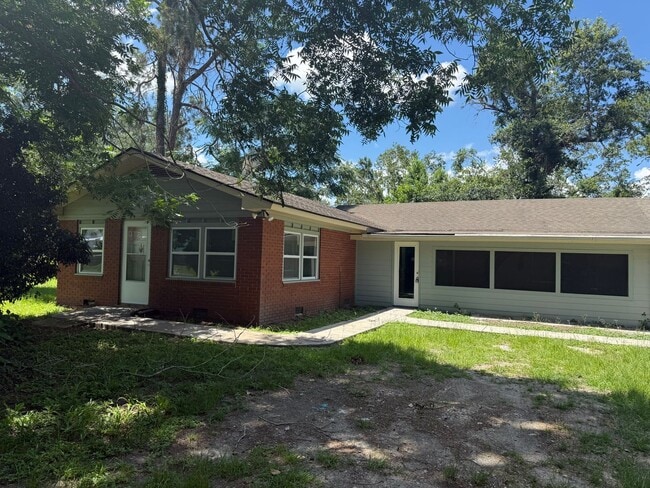 Building Photo - Beautiful Home in Valdosta, Ga!