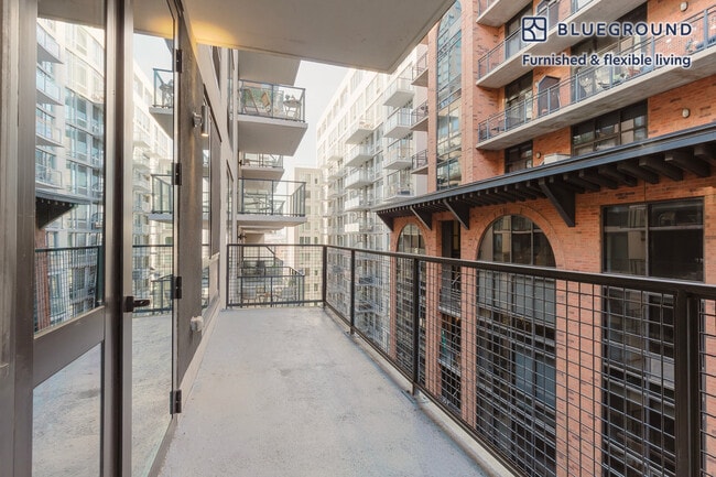 Foto del edificio - 148 1st St