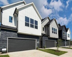 Building Photo - 6418 Weston St
