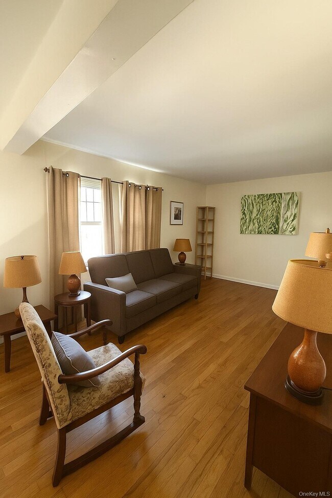 Foto del edificio - 155-67 116th Ave