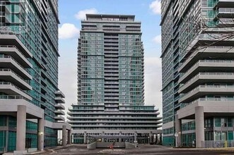 Building Photo - 60 Town Centre Court