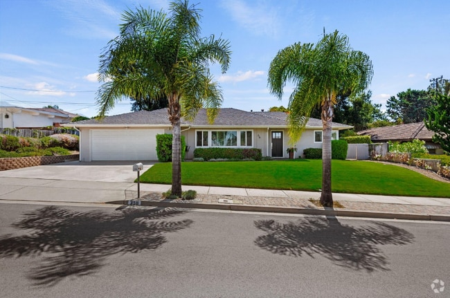 Building Photo - 358 El Gaucho Rd